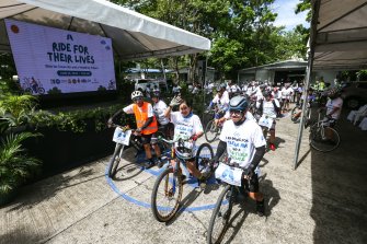 Bikers at the Lung Center of the Philippines_Ride for their Lives