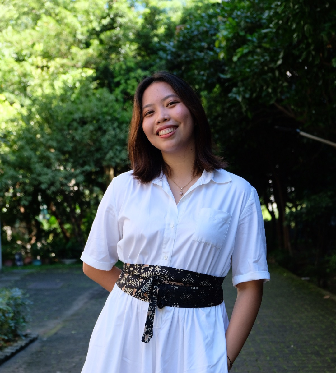 Portia Lapidario, Communications Associate